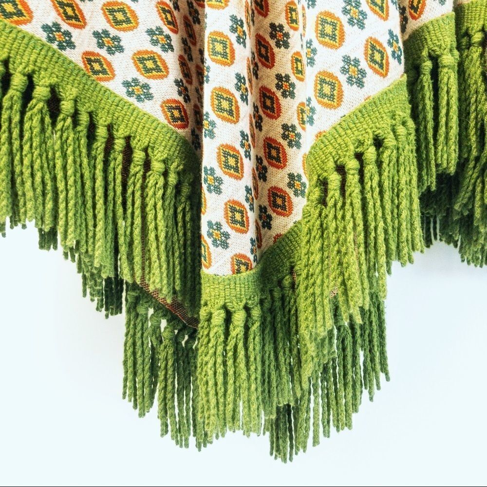 Vintage Girl’s Fringed Poncho Sweater Sz M/L - Picture 7 of 12